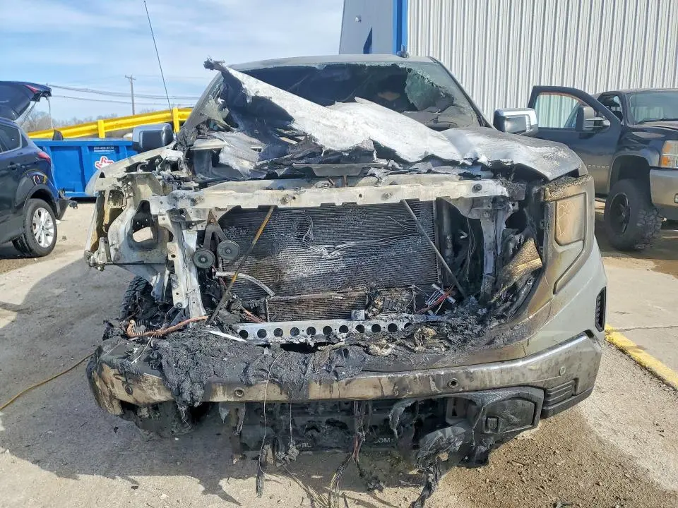2025 GMC SIERRA K1500 SLE  