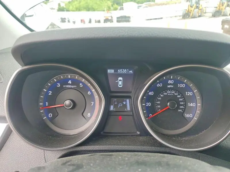 2016 HYUNDAI ELANTRA GT BASE  