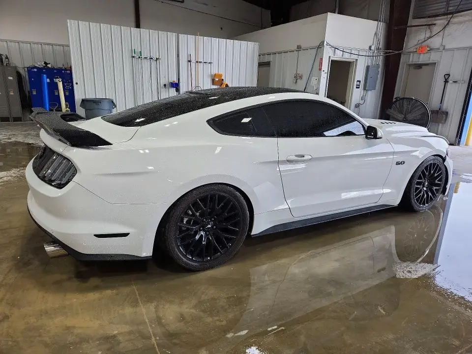 2017 FORD MUSTANG GT  