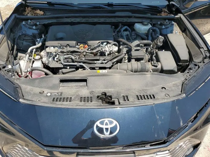2025 TOYOTA CAMRY XLE  