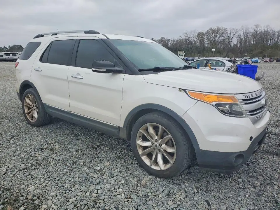 2014 FORD EXPLORER XLT  