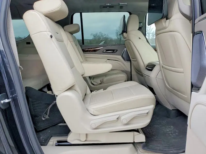 2024 CADILLAC ESCALADE ESV SPORT PLATINUM  