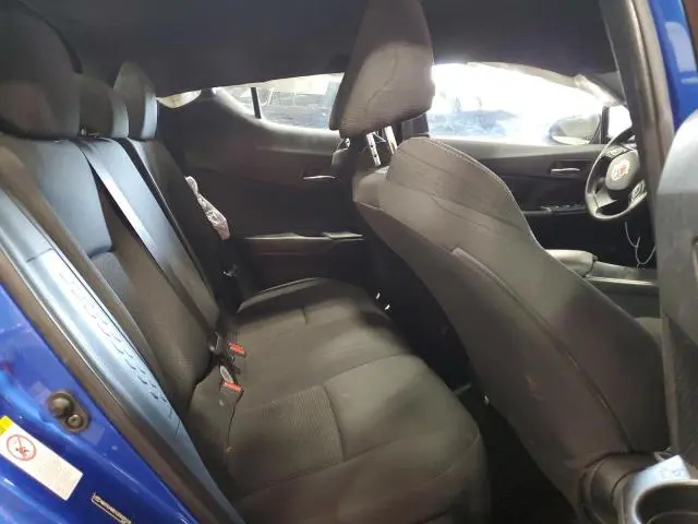 2019 TOYOTA C-HR LE  