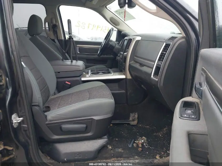 2015 RAM 1500 BIG HORN