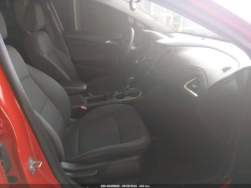 2017 CHEVROLET CRUZE LT AUTO