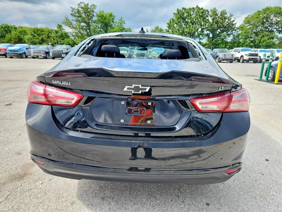 2021 CHEVROLET MALIBU LT  