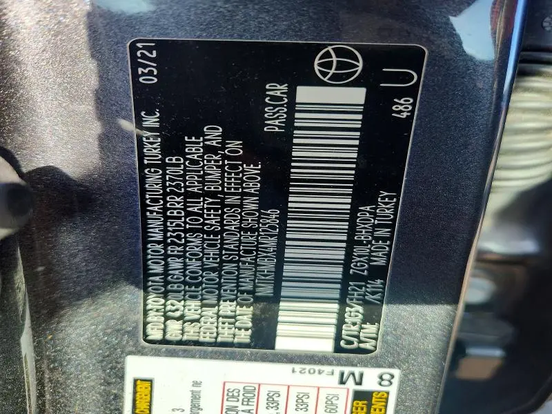 2021 TOYOTA C-HR LE  