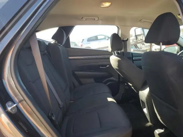 2022 HYUNDAI TUCSON SE  