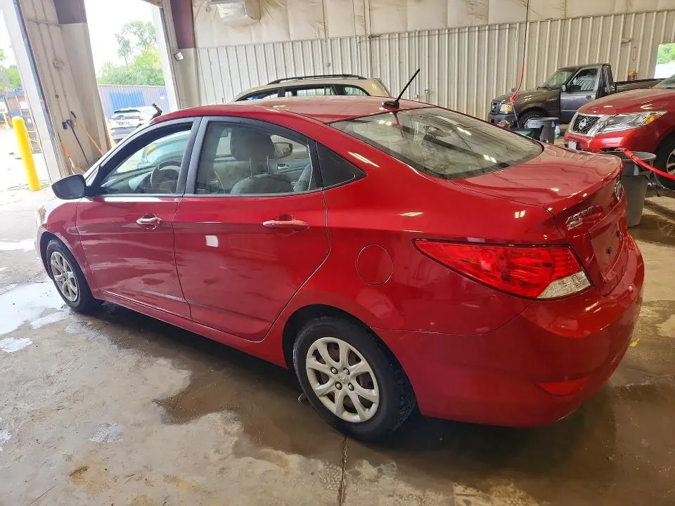 2012 HYUNDAI ACCENT GLS  