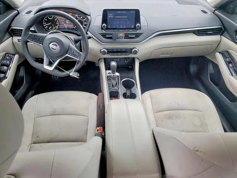 2021 NISSAN ALTIMA SV  