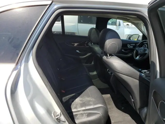 2016 MERCEDES-BENZ GLC 300  