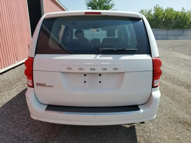 2016 DODGE GRAND CARAVAN SE  