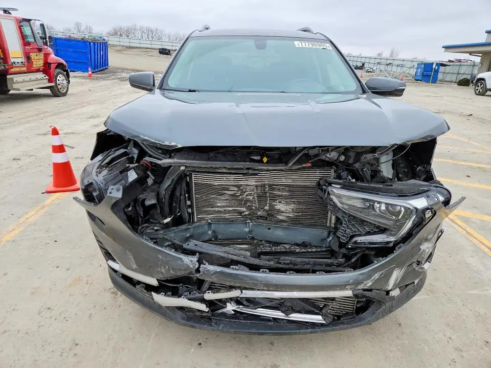 2019 GMC TERRAIN SLT  