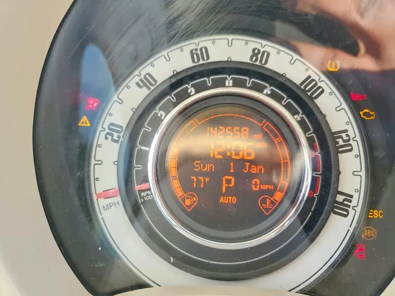 2014 FIAT 500 POP  