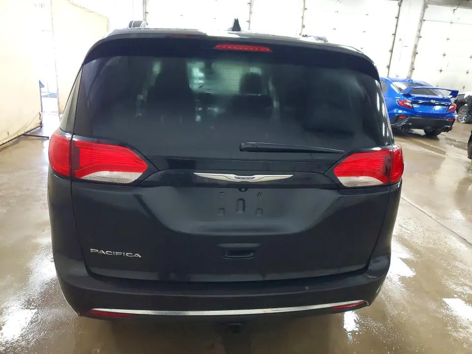 2017 CHRYSLER PACIFICA TOURING L  