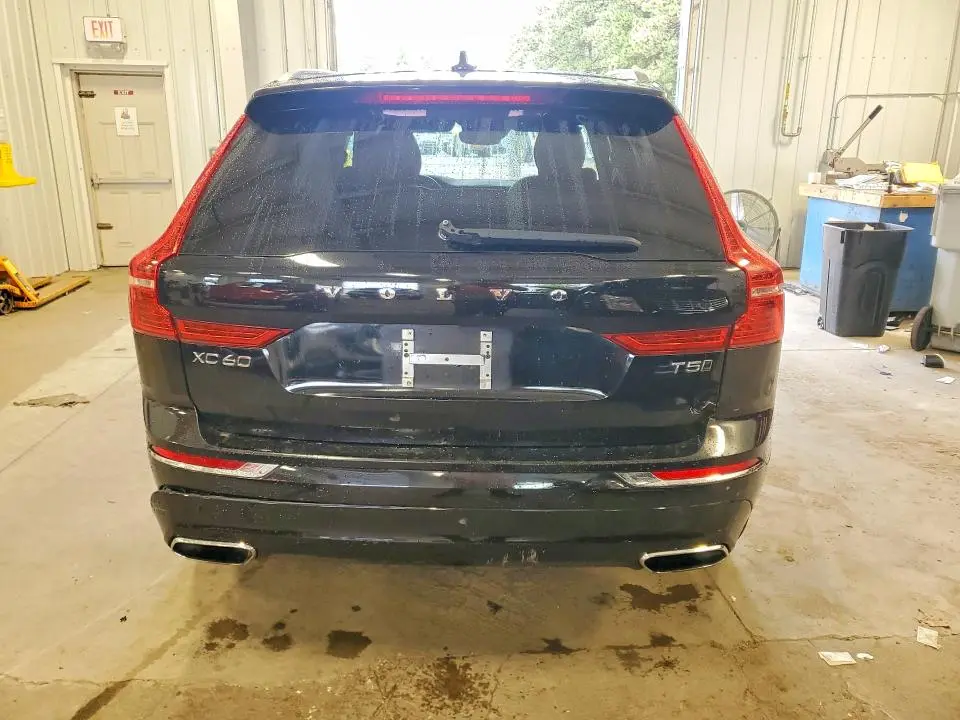 2021 VOLVO XC60 T5 INSCRIPTION  