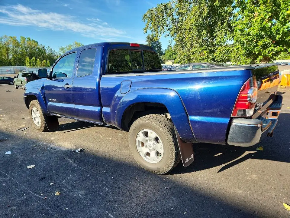 2013 TOYOTA TACOMA V6  