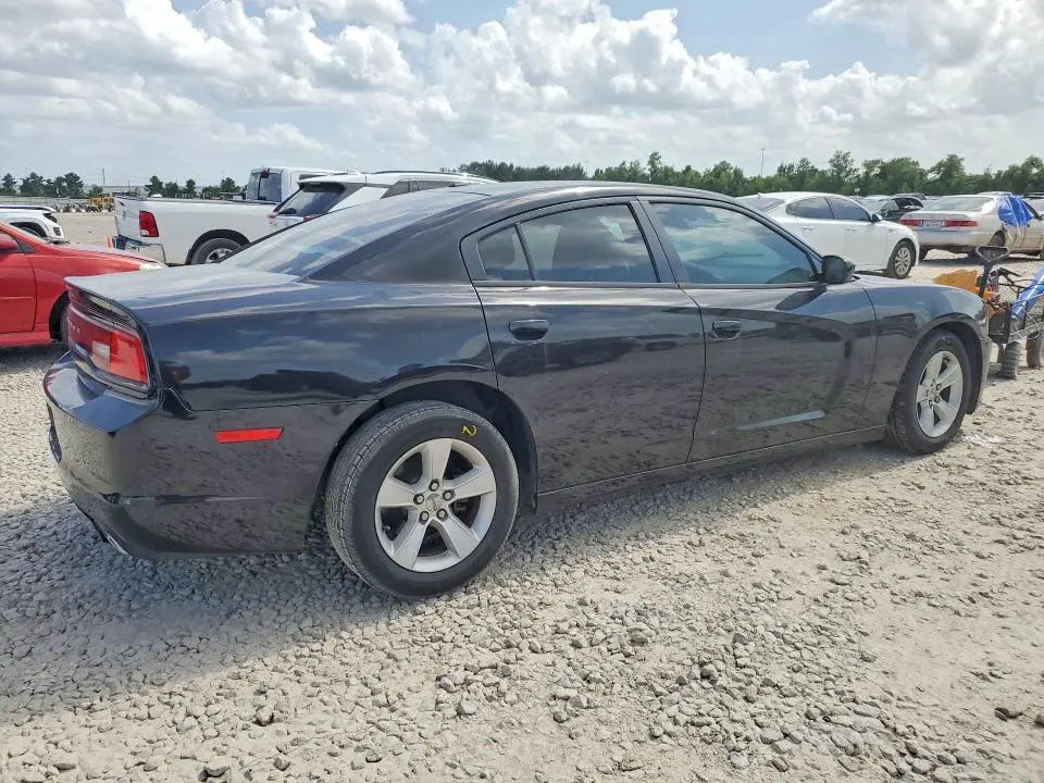 2013 DODGE CHARGER SE  
