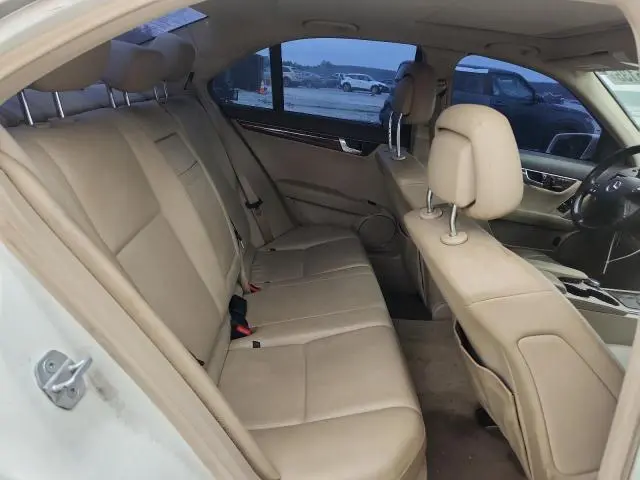 2011 MERCEDES-BENZ C 300  
