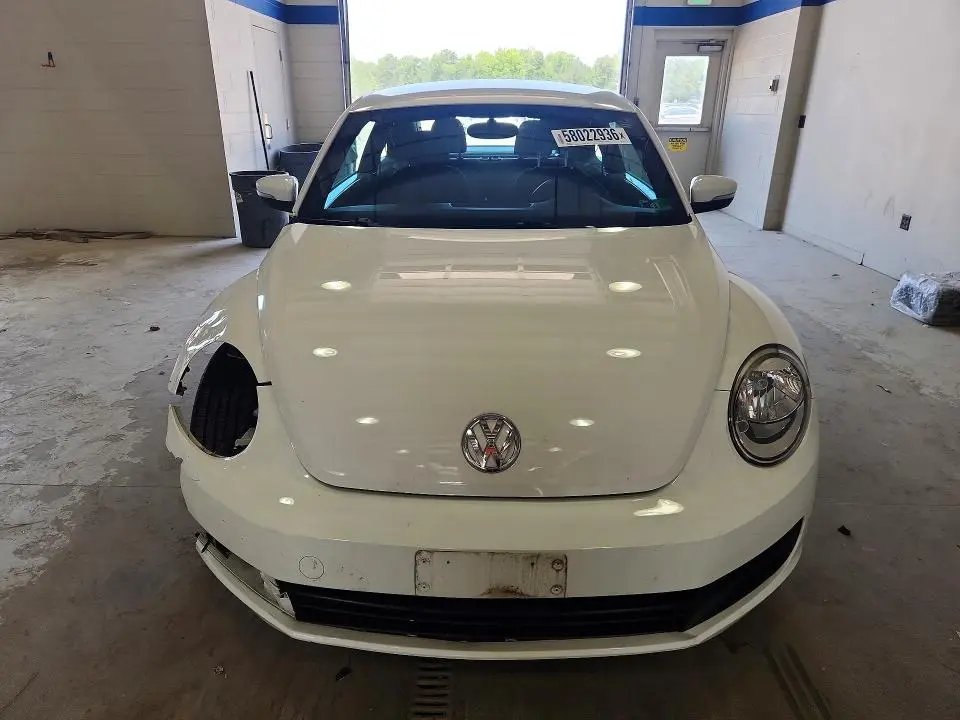 2015 VOLKSWAGEN BEETLE 1.8T  