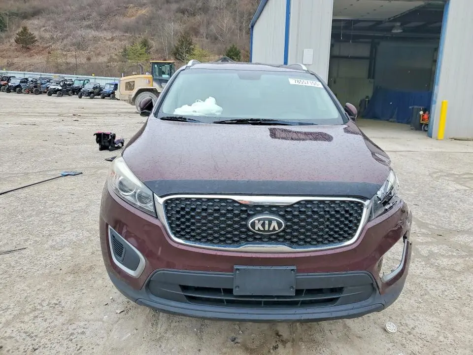 2017 KIA SORENTO LX V6  