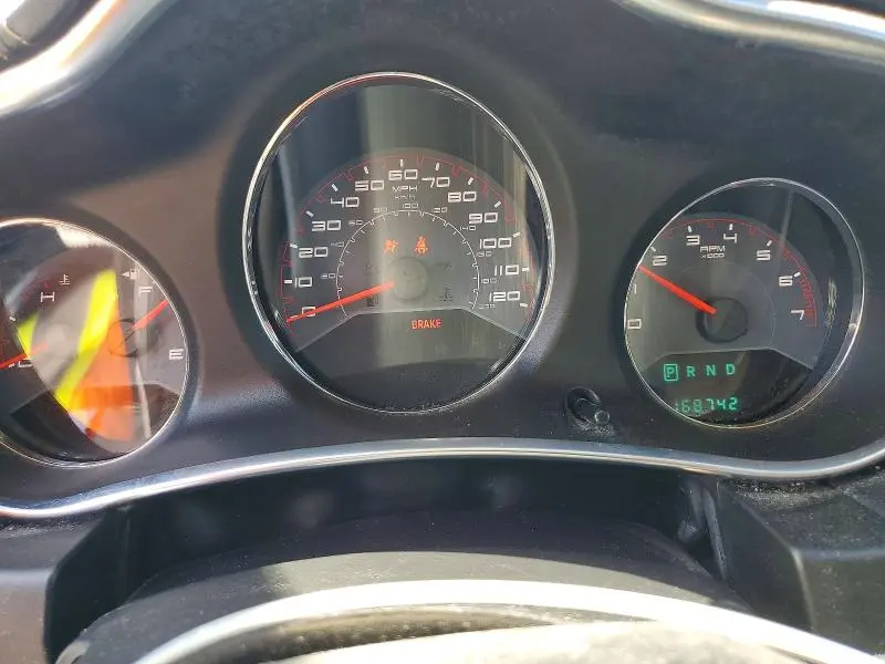 2013 DODGE AVENGER SE  