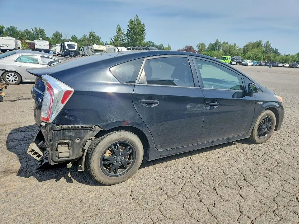 2013 TOYOTA PRIUS TWO  