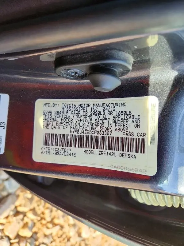 2012 TOYOTA COROLLA S  
