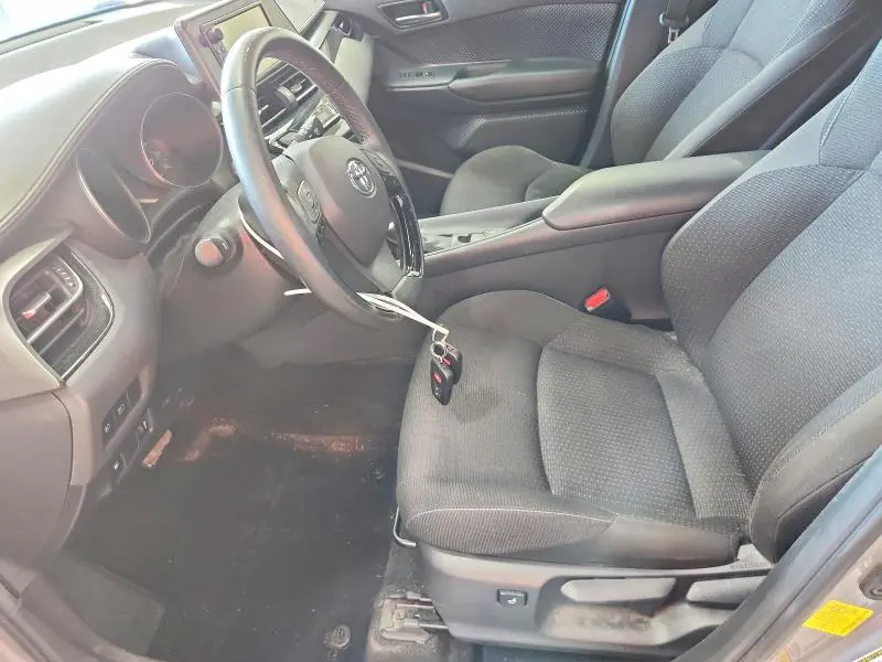 2018 TOYOTA C-HR XLE PREMIUM  
