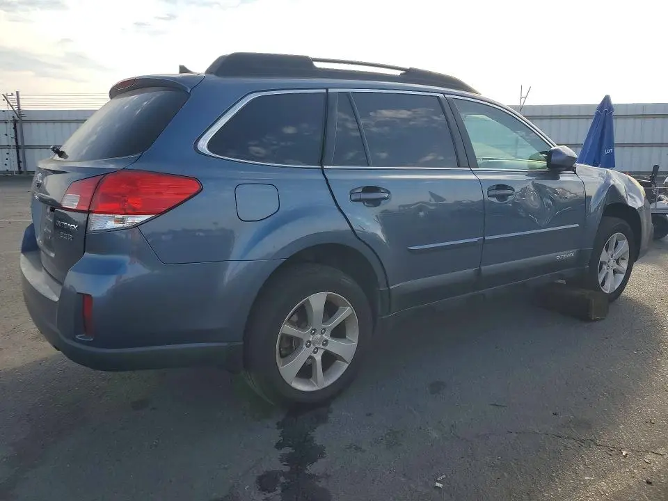 2014 SUBARU OUTBACK 3.6R LIMITED  