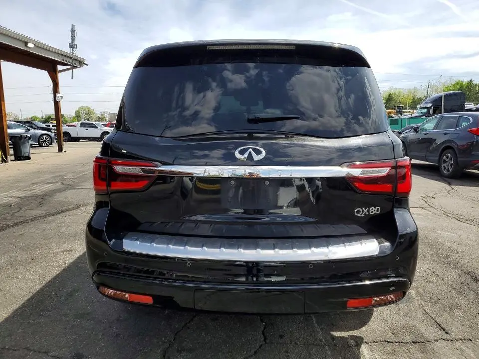 2019 INFINITI QX80 LUXE  