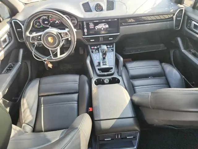 2020 PORSCHE CAYENNE   