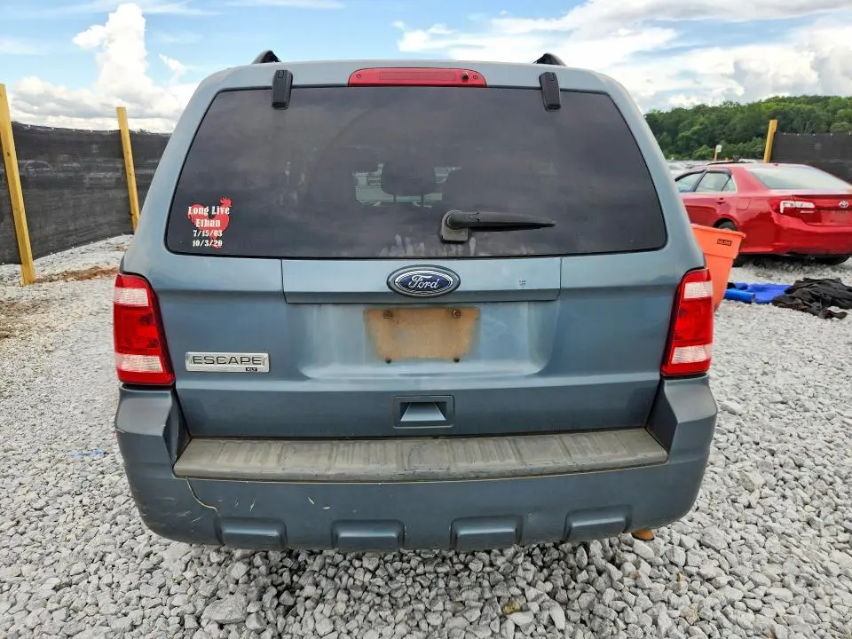 2010 FORD ESCAPE XLT  