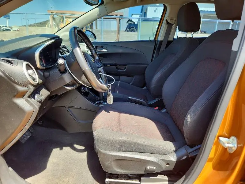 2017 CHEVROLET SONIC LT  