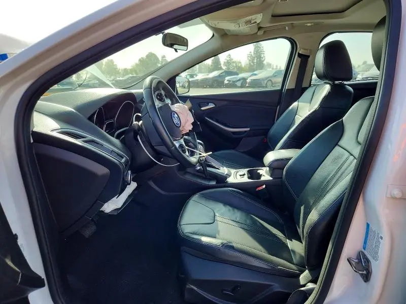 2014 FORD FOCUS TITANIUM  