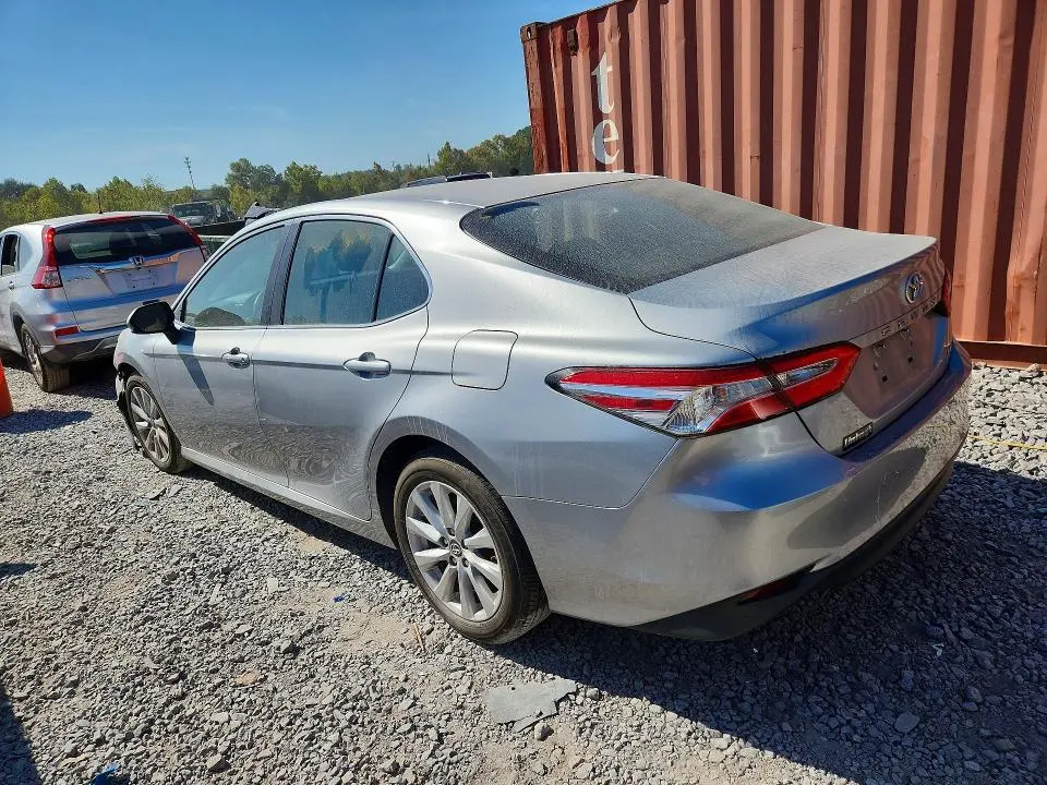 2018 TOYOTA CAMRY LE  
