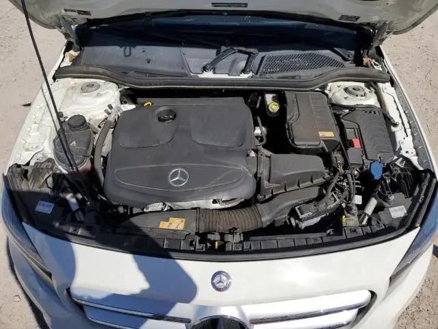 2016 MERCEDES-BENZ GLA 250 4MATIC  