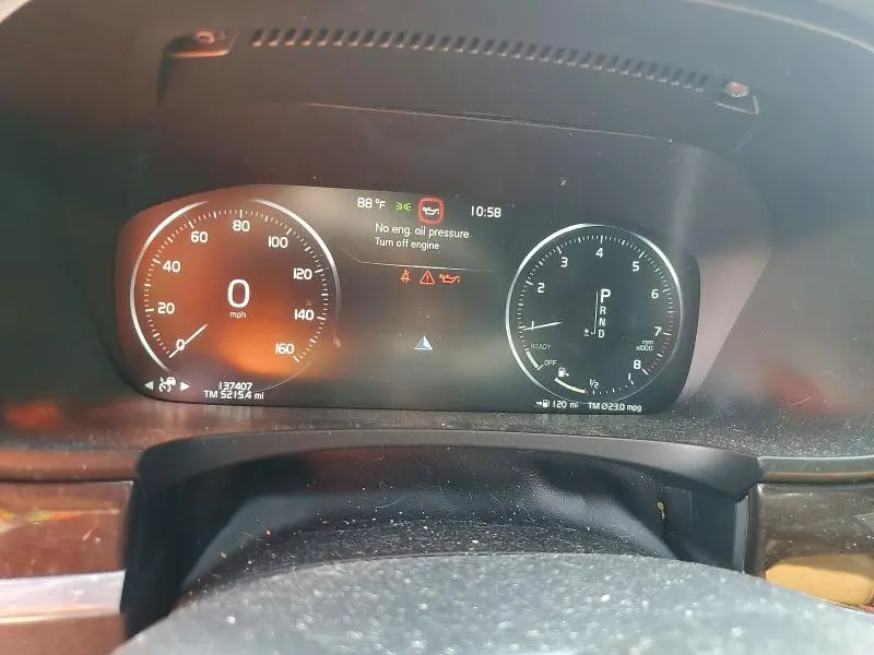 2017 VOLVO S90 T6 MOMENTUM  