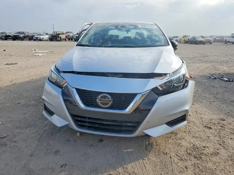 2020 NISSAN VERSA S  