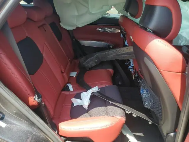 2023 GENESIS GV70 BASE  