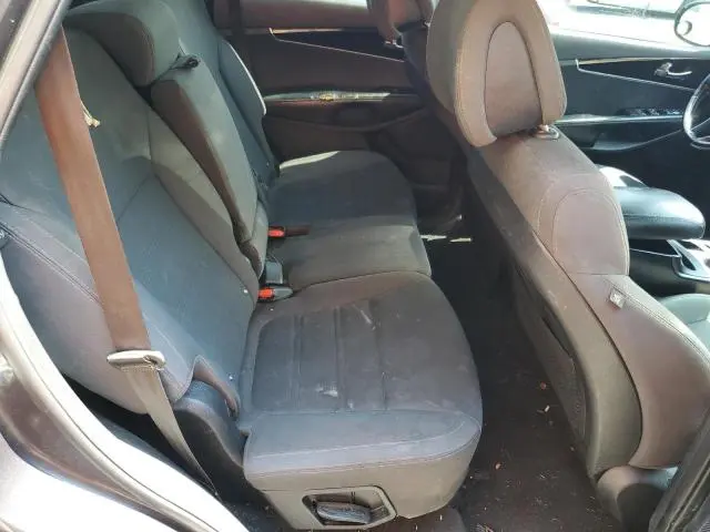 2016 KIA SORENTO LX  