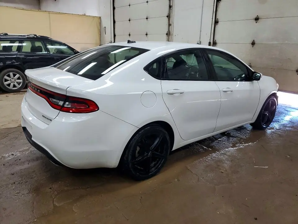 2015 DODGE DART SXT  