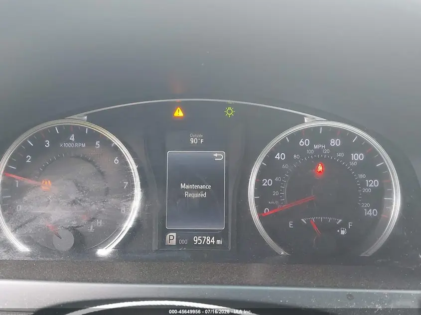2016 TOYOTA CAMRY SE