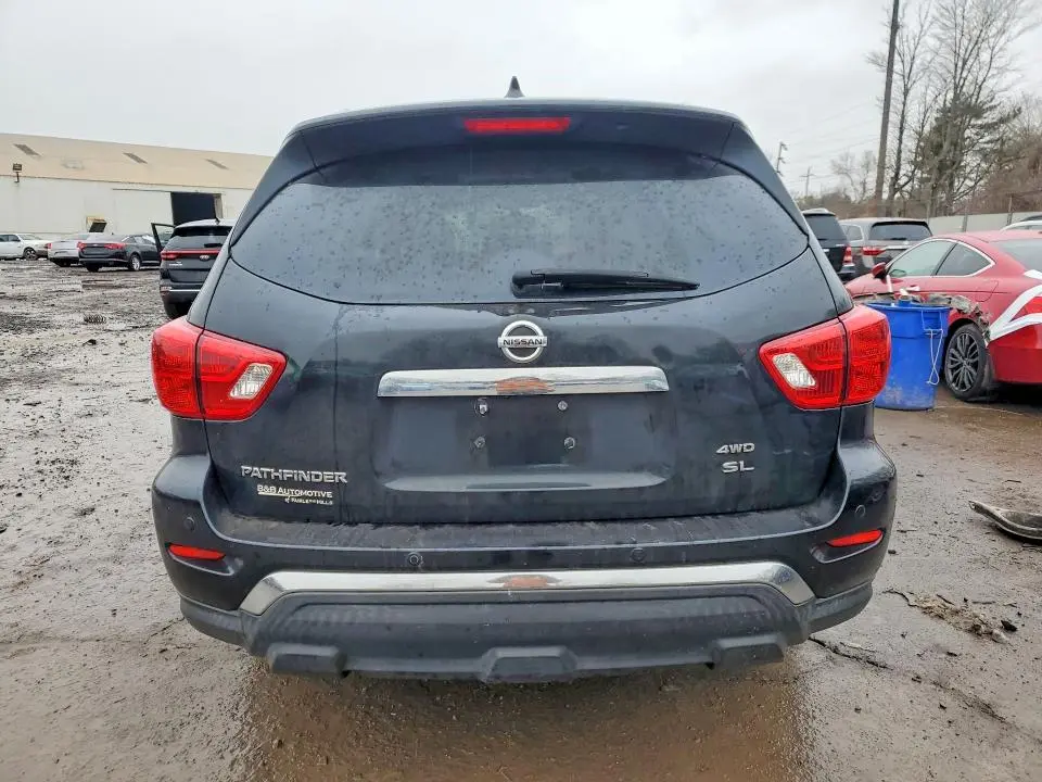 2019 NISSAN PATHFINDER S  