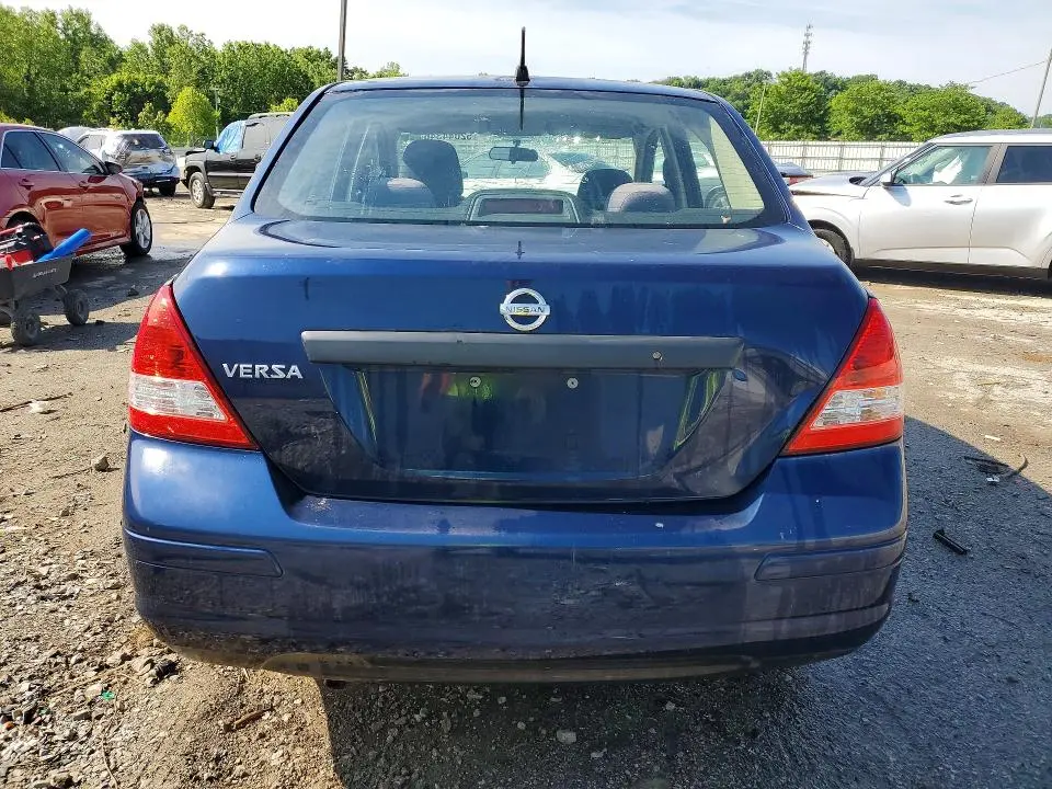 2010 NISSAN VERSA 1.6 BASE  