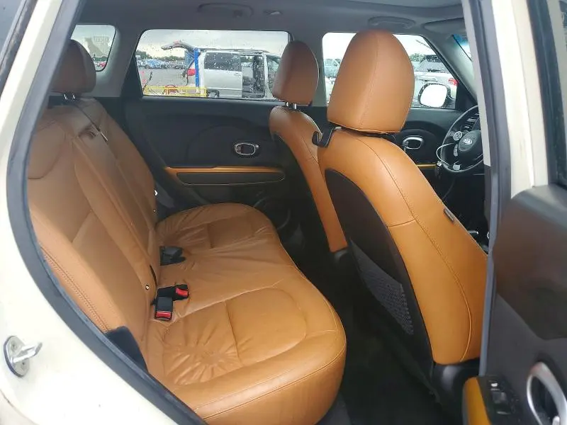 2016 KIA SOUL !  