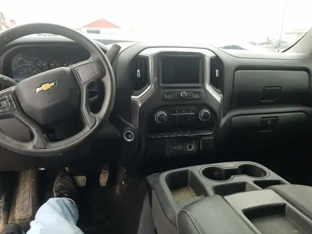 2024 CHEVROLET SILVERADO K1500 CUSTOM  