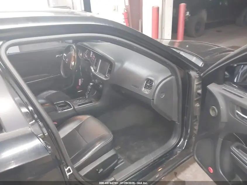 2013 DODGE CHARGER R/T PLUS