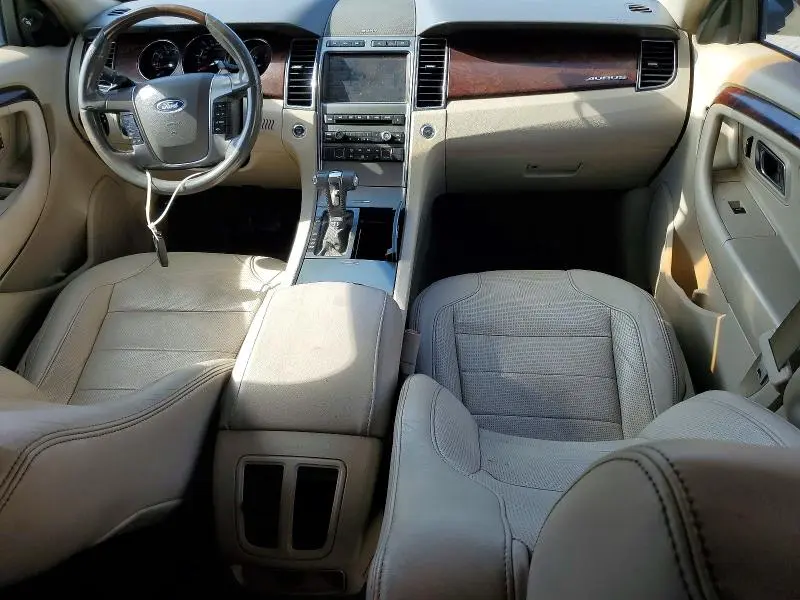 2011 FORD TAURUS LIMITED  