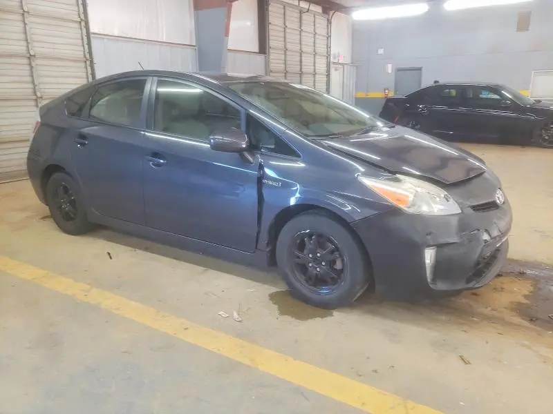 2013 TOYOTA PRIUS THREE  